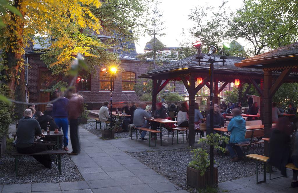Subraum Hostel Rostock Exteriör bild